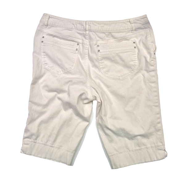 Dressbarn Women’s White Capri Jeans – Size 8 – Stretch Denim with Rhinestones - Picture 2 of 11